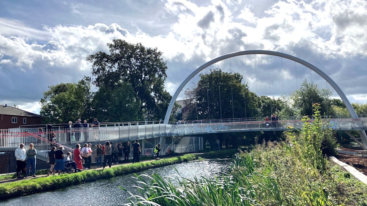 New footbridge could be 'catalyst' for town change