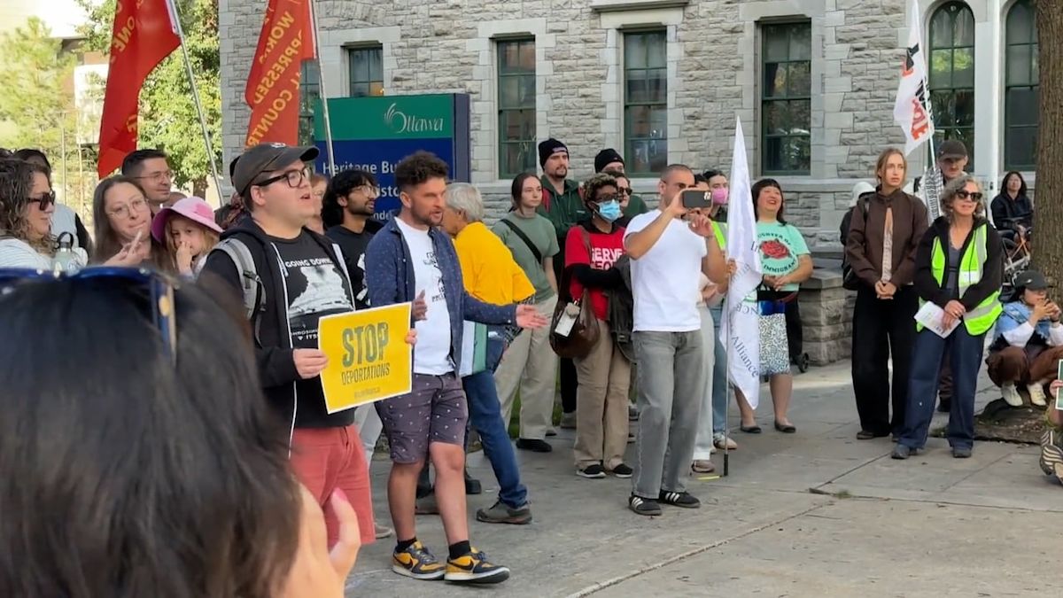 Migrant rights rally calls on government to change immigration policy