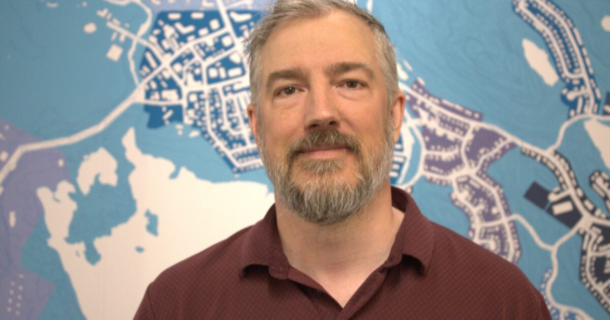 Former Iqaluit mayor launches AI