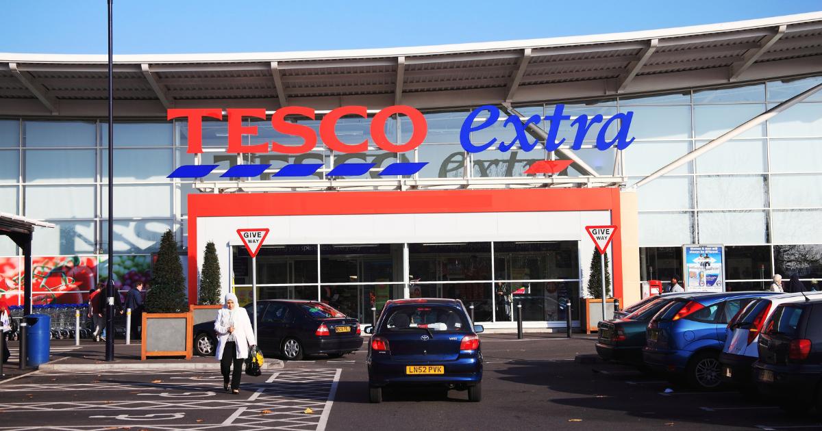 Tesco trialling technology allowing shoppers to try on clothes in whole new way