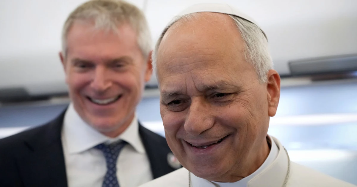 Pope Leo champions free press, dodges White Sox miracle question