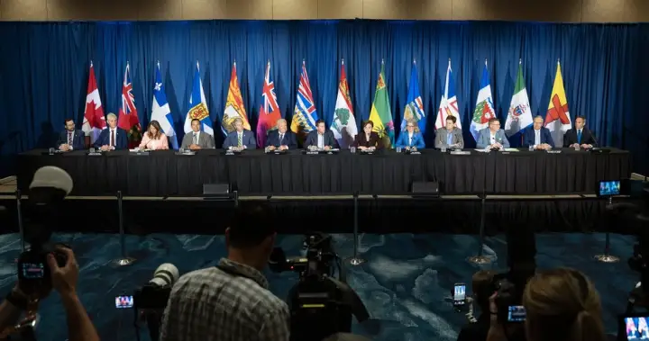 Canada’s premiers tight