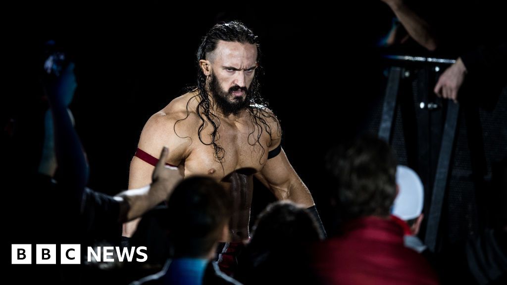 Wrestler Benjamin Satterley, known as 'Pac', dies aged 40