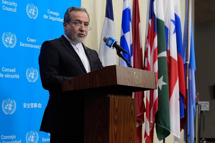 Officials say mediators are still working with Iran and the US on a possible deal