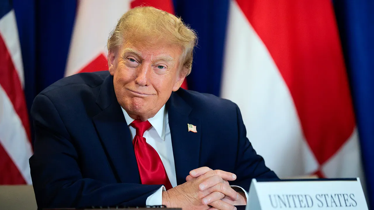 Trump signs executive order rebranding AI as 'Super Intelligence' as tech titans ink separate SI accord