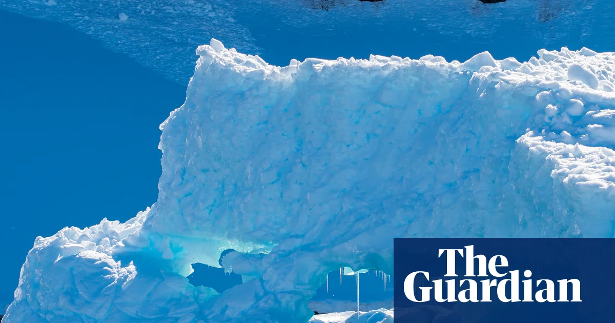 Antarctic winter sea ice falls to third