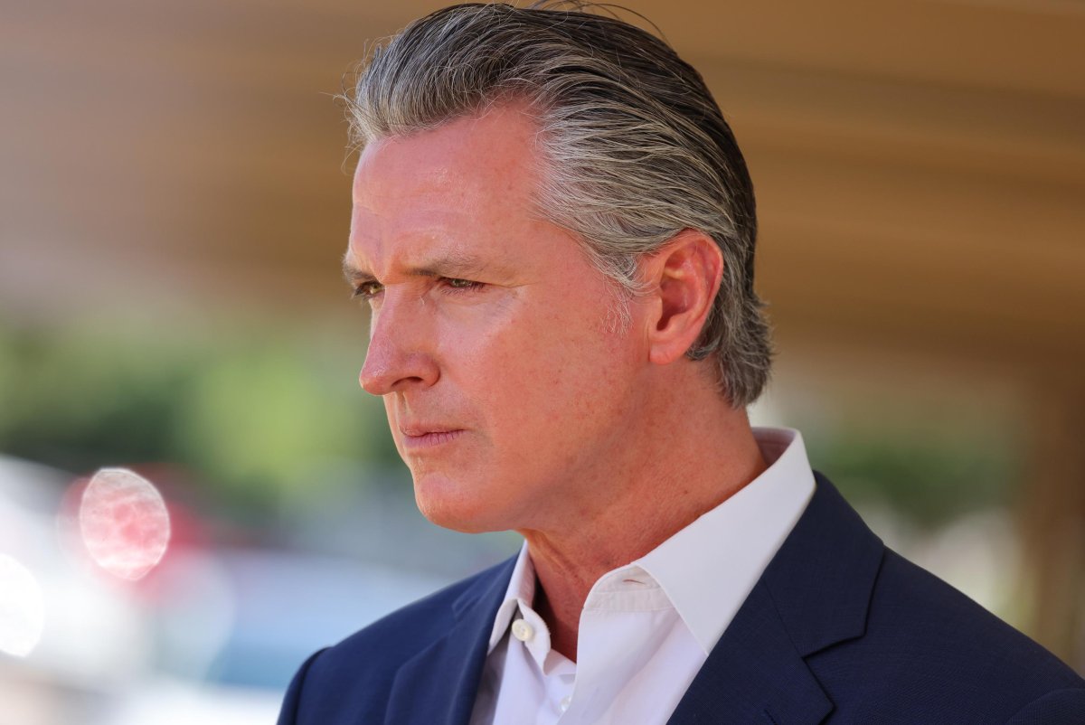 Newsom signs law barring sole use of AI in hiring, firing decisions