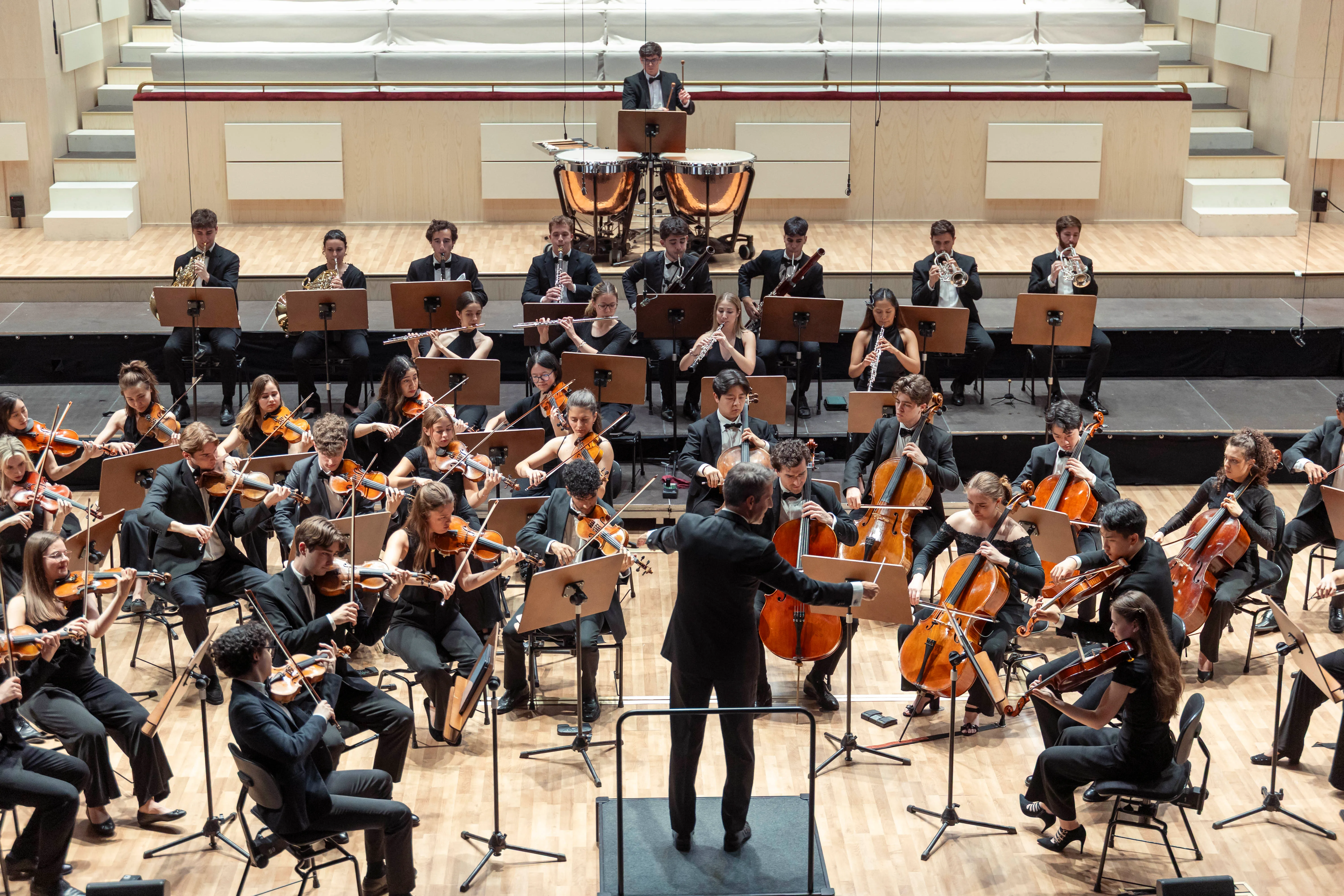 Telefónica and the Reina Sofía School of Music combine artificial intelligence and symphonic music to give voice to the audience’s emotions