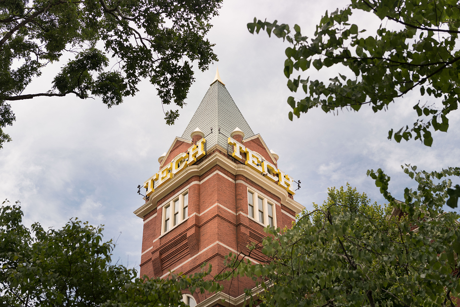 Georgia Tech And Amazon Launch Joint Science Hub