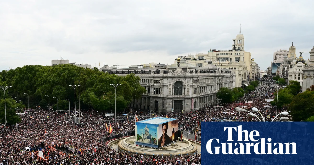 ‘This can’t go on’: tens of thousands protest against housing crisis in Spain