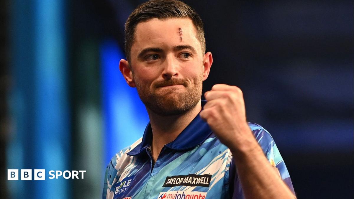 World Grand Prix: Luke Humphries beats James Wade to secure final showdown with Gerwyn Price