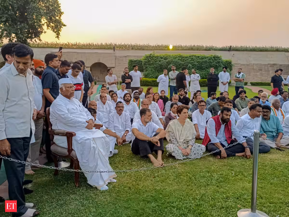 INDIA bloc MPs to meet today, weigh fresh protest over 'vote chori': Report
