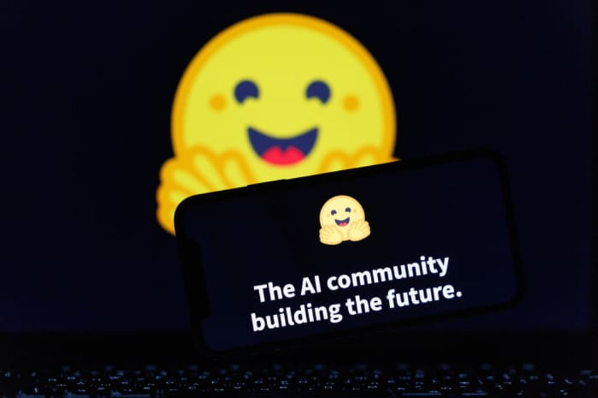 The Hugging Face Incident: When Artificial Intelligence Escaped Its Masters