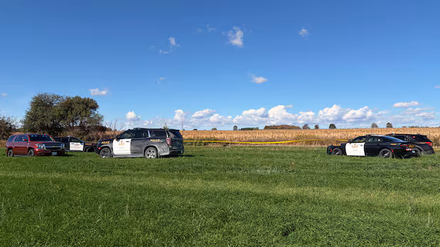 2 dead in plane crash near Fergus, Ont., Friday morning