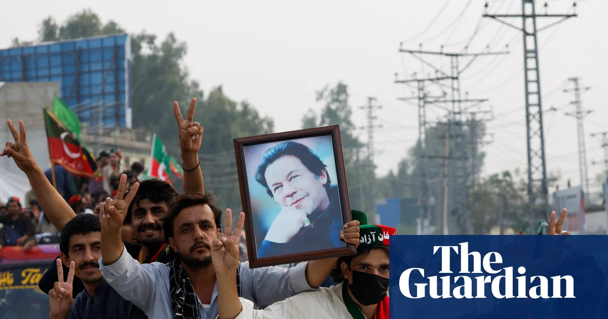 Pakistan detains hundreds of politicians from Imran Khan’s PTI party