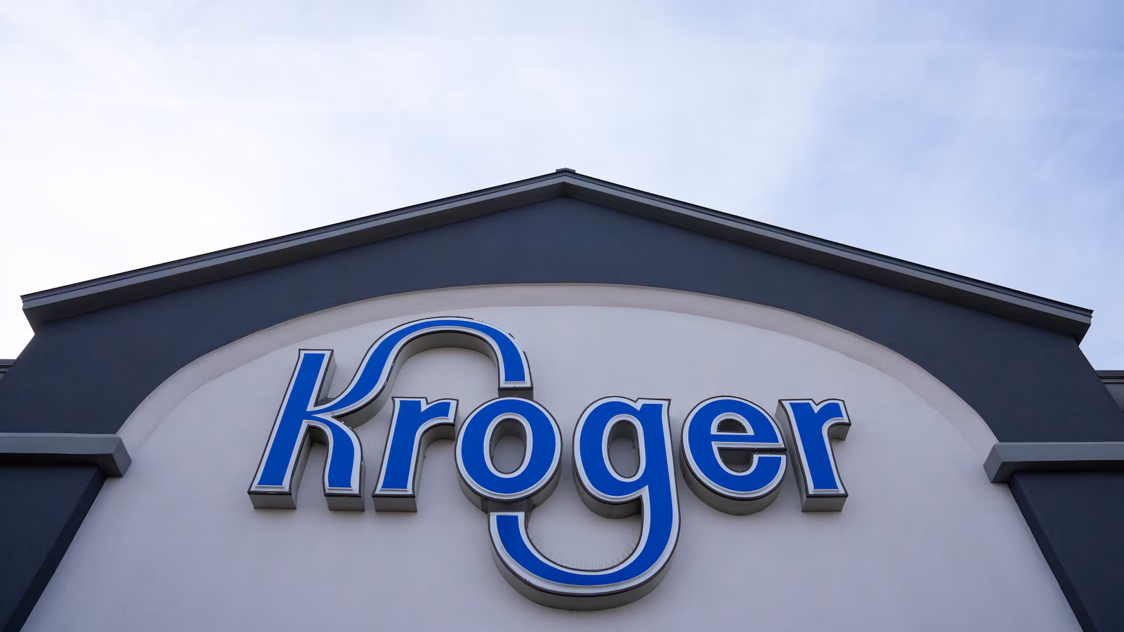 Kroger to lay off 3,000 corporate employees over 3 years as it leans into artificial intelligence
