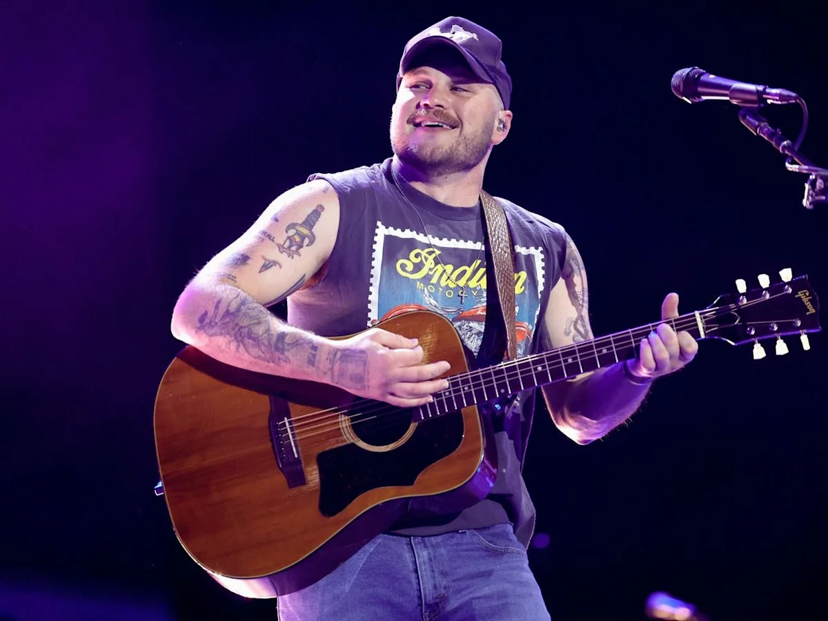 Concert news: Zach Bryan announces 2027 Commonwealth Stadium date