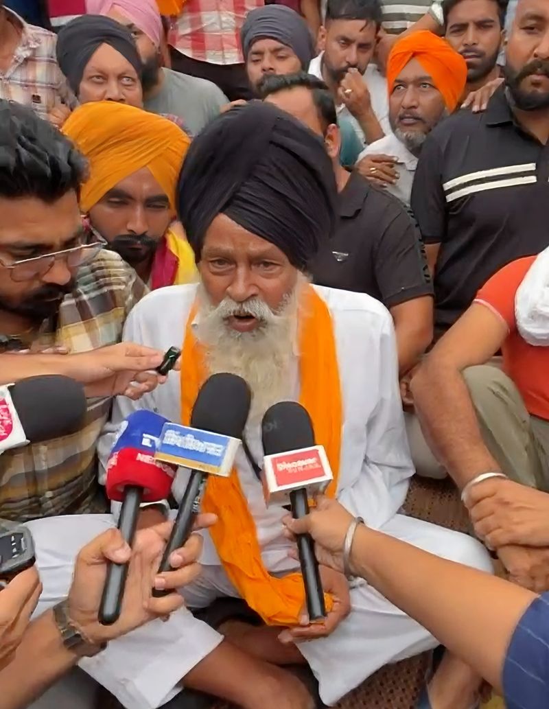 Will wipe out the broom: Jhotas father rules out entering politics, but warns AAP of electoral rout