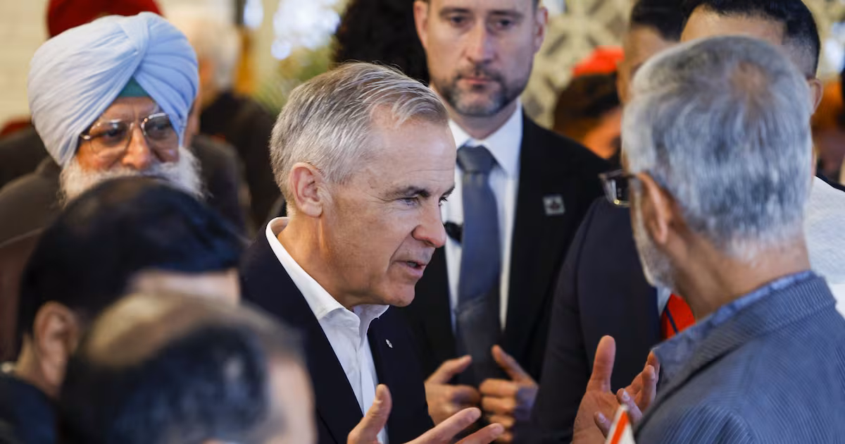 Warm welcome for Carney in Calgary, stumping for unity as Alberta hurtles toward vote
