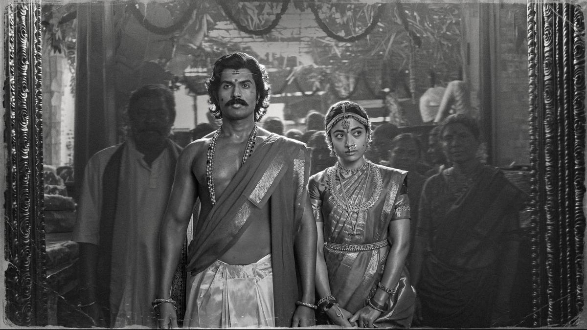 ‘Ranabaali’ movie review: Vijay Deverakonda, Rashmika Mandanna anchor a history