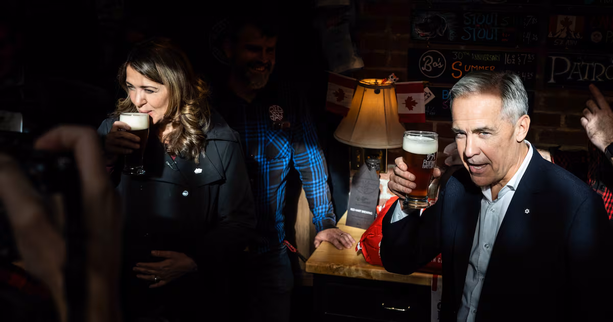 Carney, Smith tap a keg, have a beer, sing O Canada, urge Albertans stay in Canada