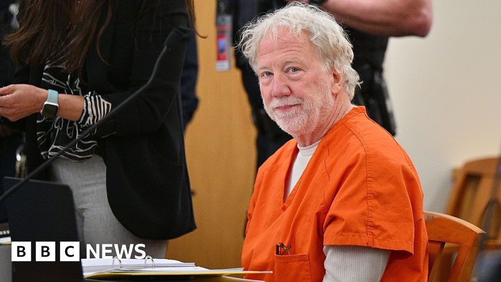 Judge tosses child sex abuse charges against actor Timothy Busfield