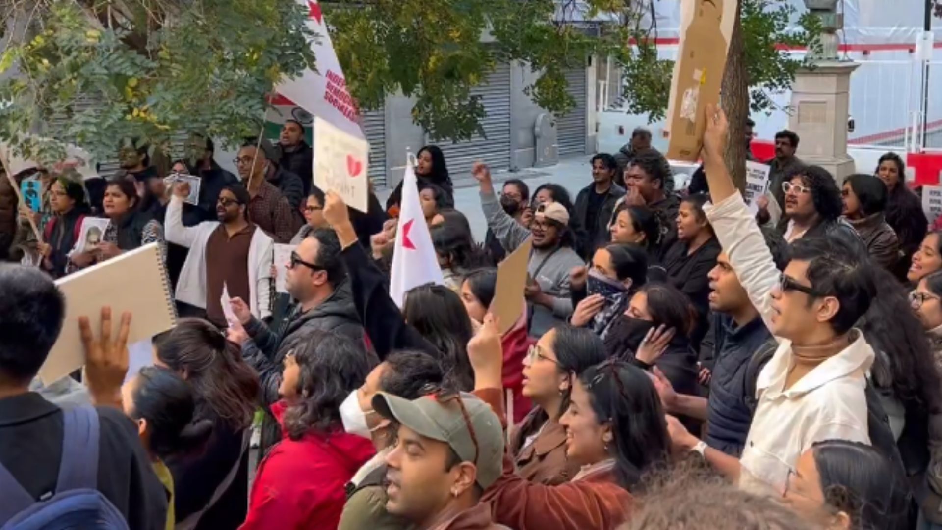 Indian diaspora rallies in London amid anti