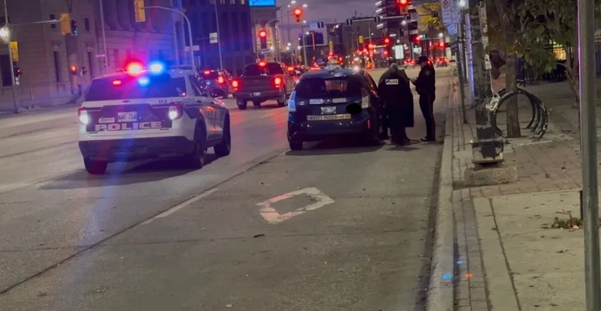 Police investigating Winnipeg taxi robbery