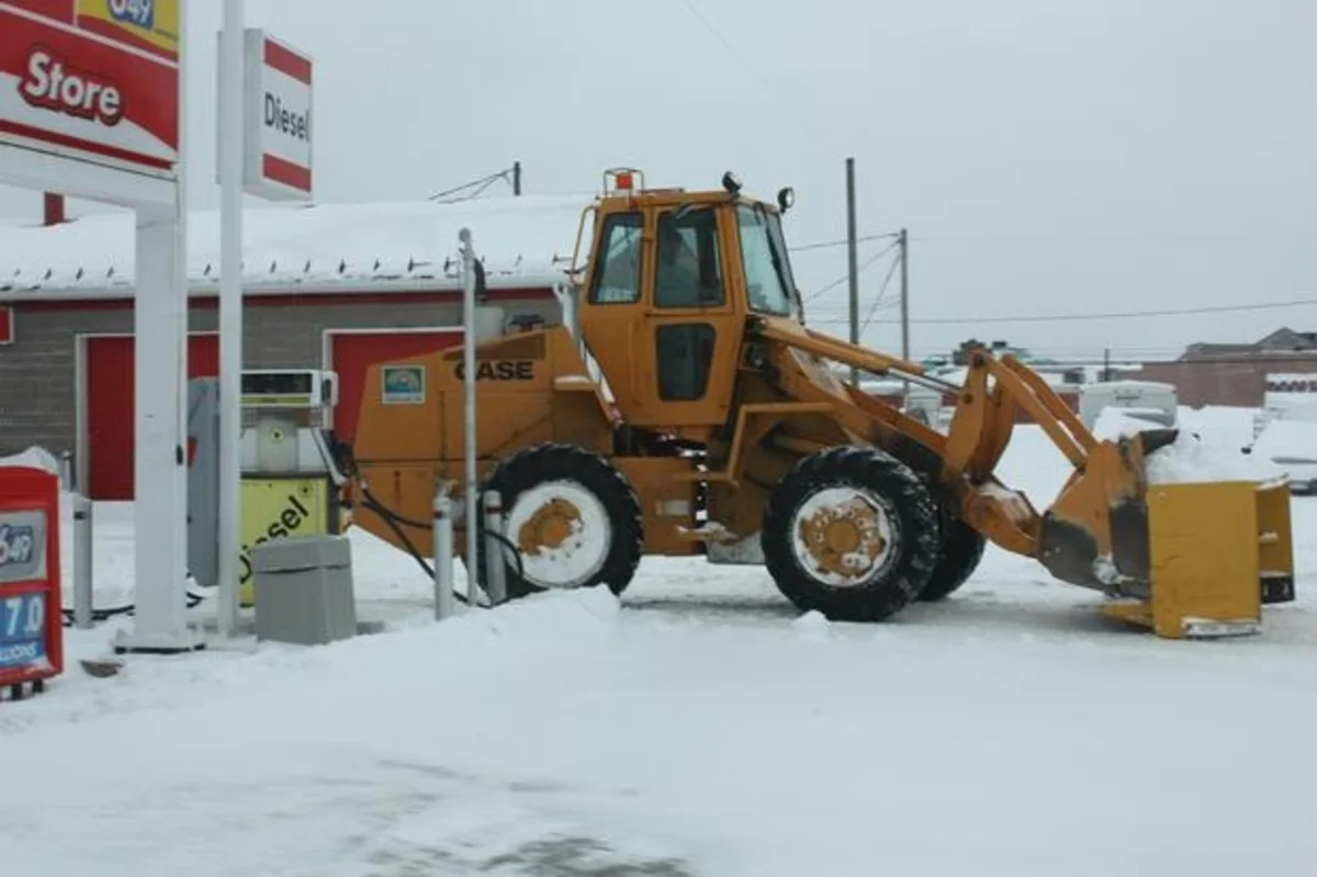 Province, feds must alleviate 'excruciating' fuel prices: Gas expert